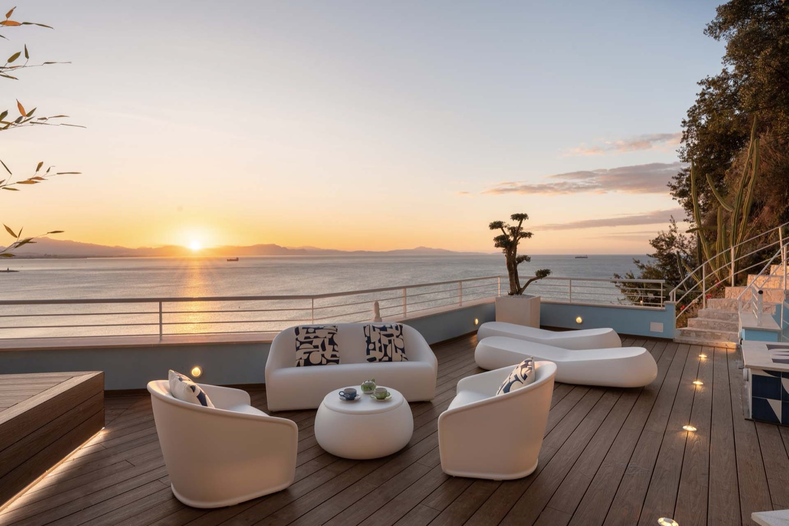 Sea-View Luxury Villa (Amalfi Coast)